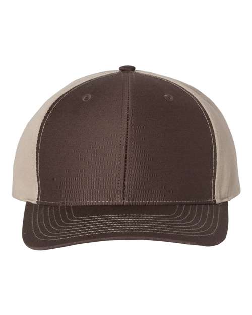 brown hat